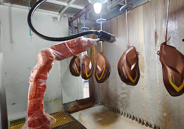 選擇噴涂機器人廠家要考慮哪些因素？